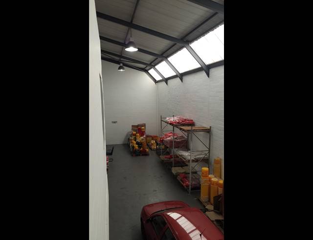 411M² FACTORY TO LET IN KILLARNEY GARDENS
